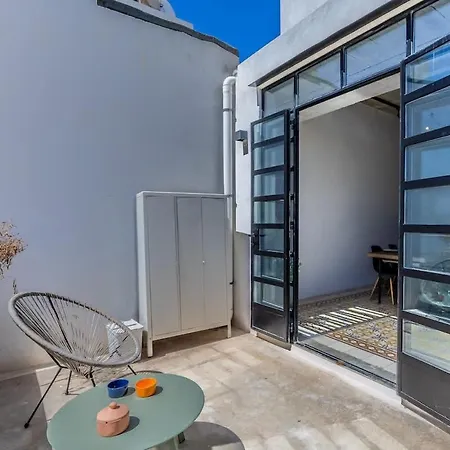 Dom wakacyjny Typical 2bdr Townhouse *