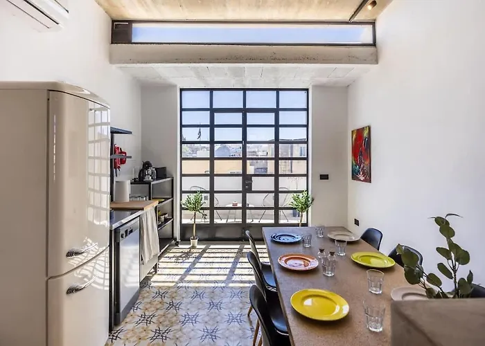 Typical 2bdr Townhouse *